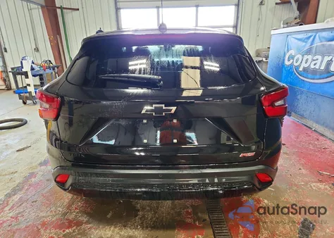 2025 Chevrolet Trax 1Rs z USA, uszkodzony, nr VIN KL77LGEP7SC061008